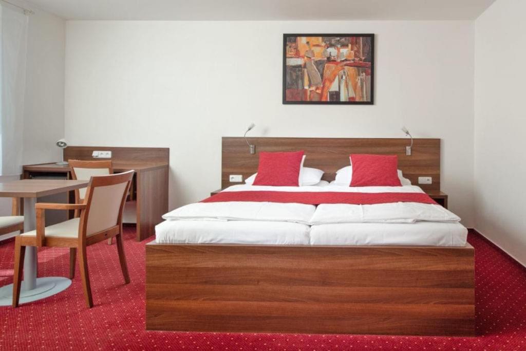 Pension Primus Beroun  Exterior foto